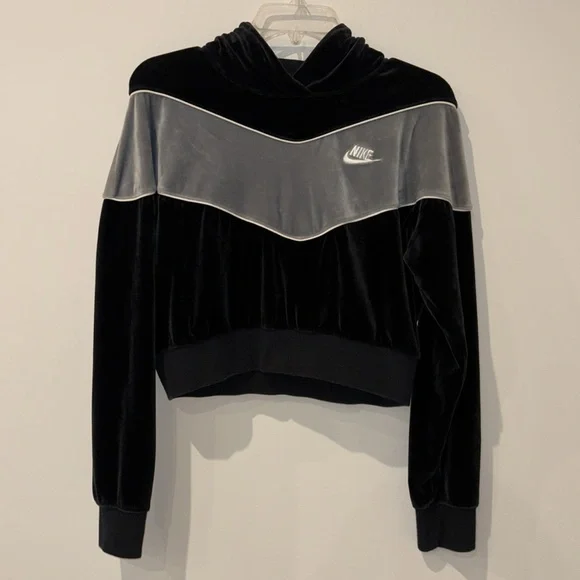 Y2K Nike‎ Velour Hoodie - Picture 2 of 5